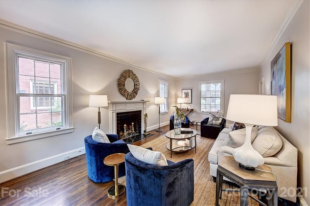 935 Romany Road Charlotte, NC 28203 - Photo 3 of 48 Gallery Image 3
