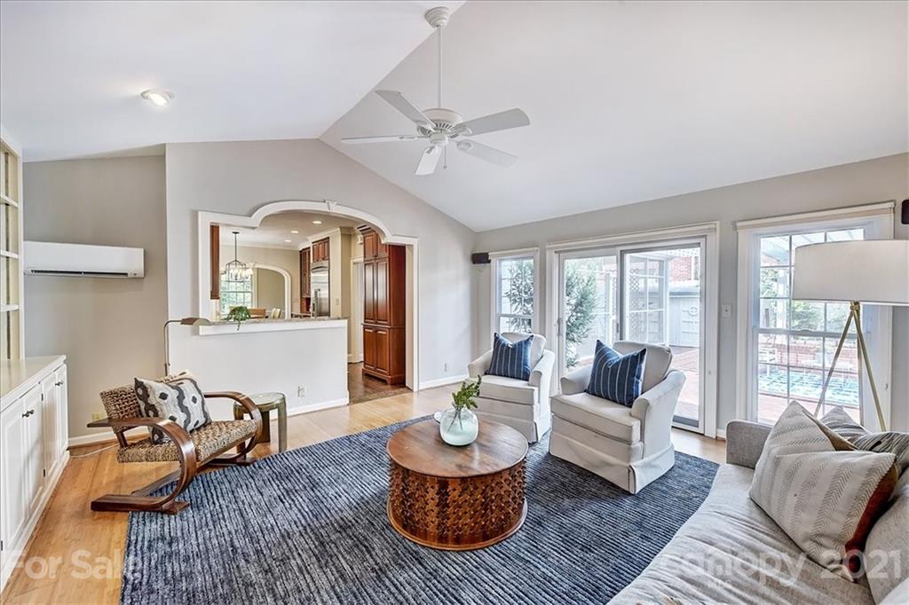935 Romany Road Charlotte, NC 28203 - Photo 27 of 48 Gallery Image 27