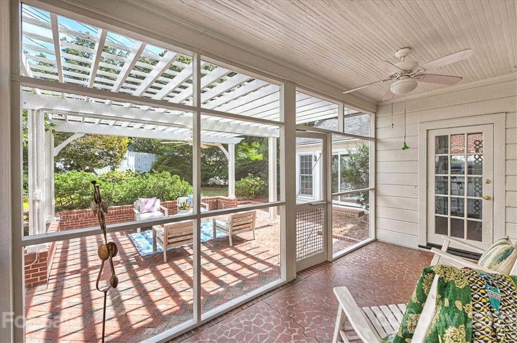 935 Romany Road Charlotte, NC 28203 - Photo 40 of 48 Gallery Image 40