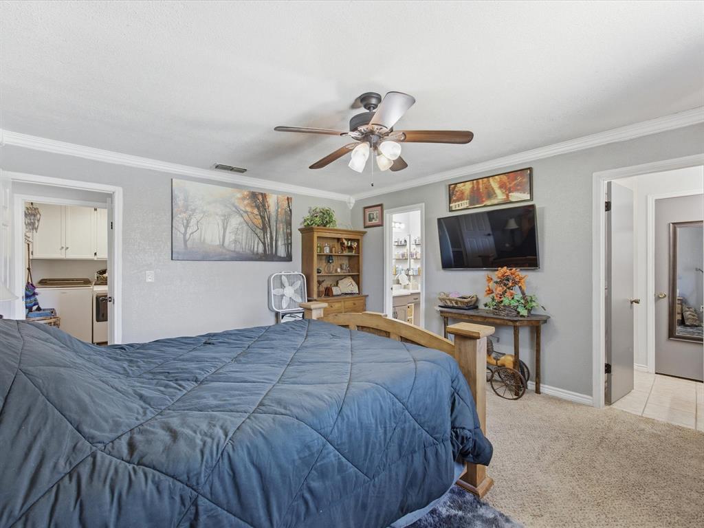 401 Brookhollow Street Decatur, TX 76234 - Photo 12 of 32