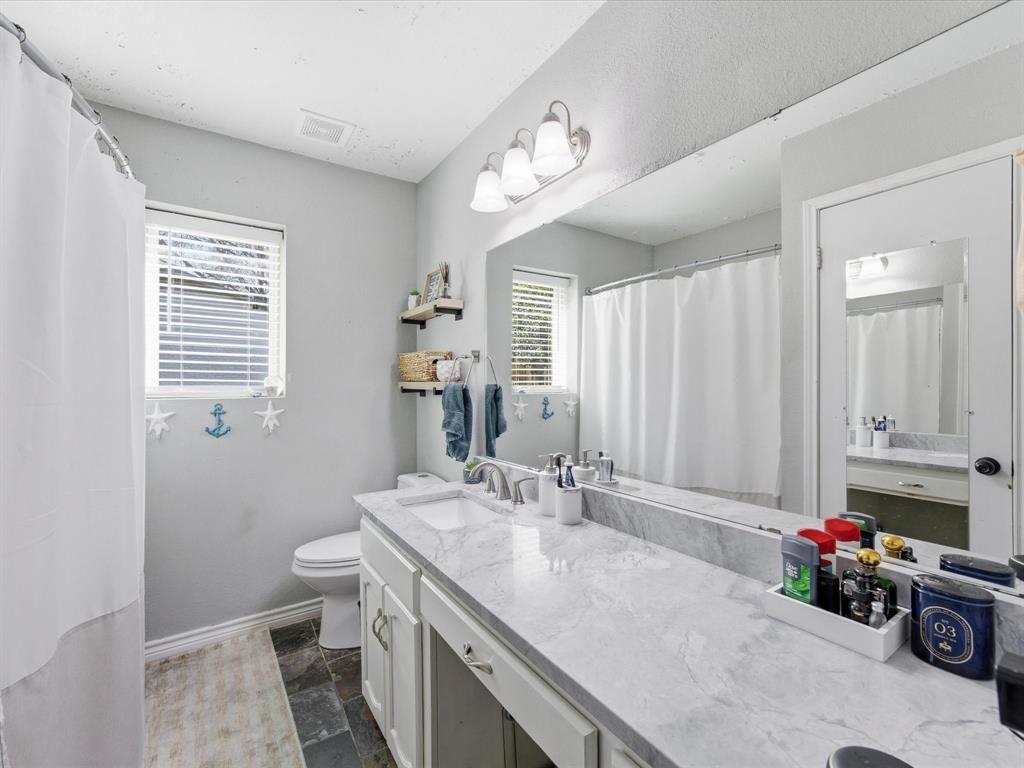 401 Brookhollow Street Decatur, TX 76234 - Photo 20 of 32