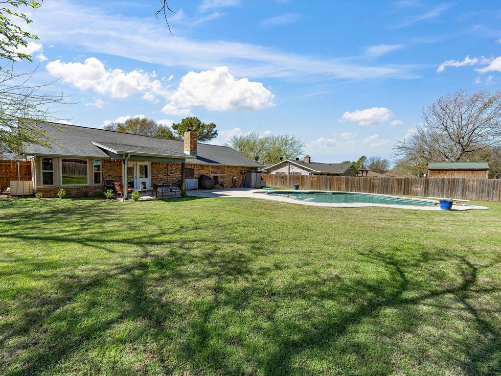 401 Brookhollow Street Decatur, TX 76234 - Photo 27 of 32