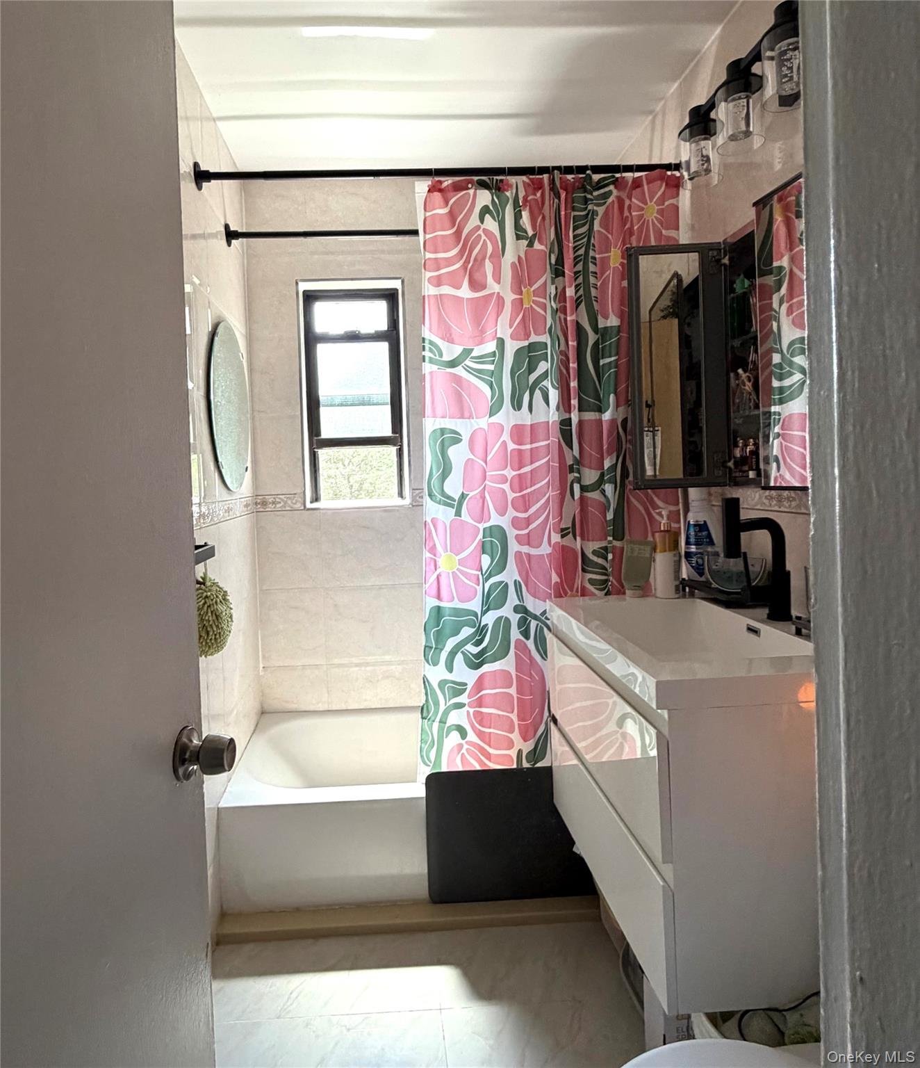 73-96 Springfield Boulevard, Unit 2 Queens, NY 11364 - Photo 9 of 10