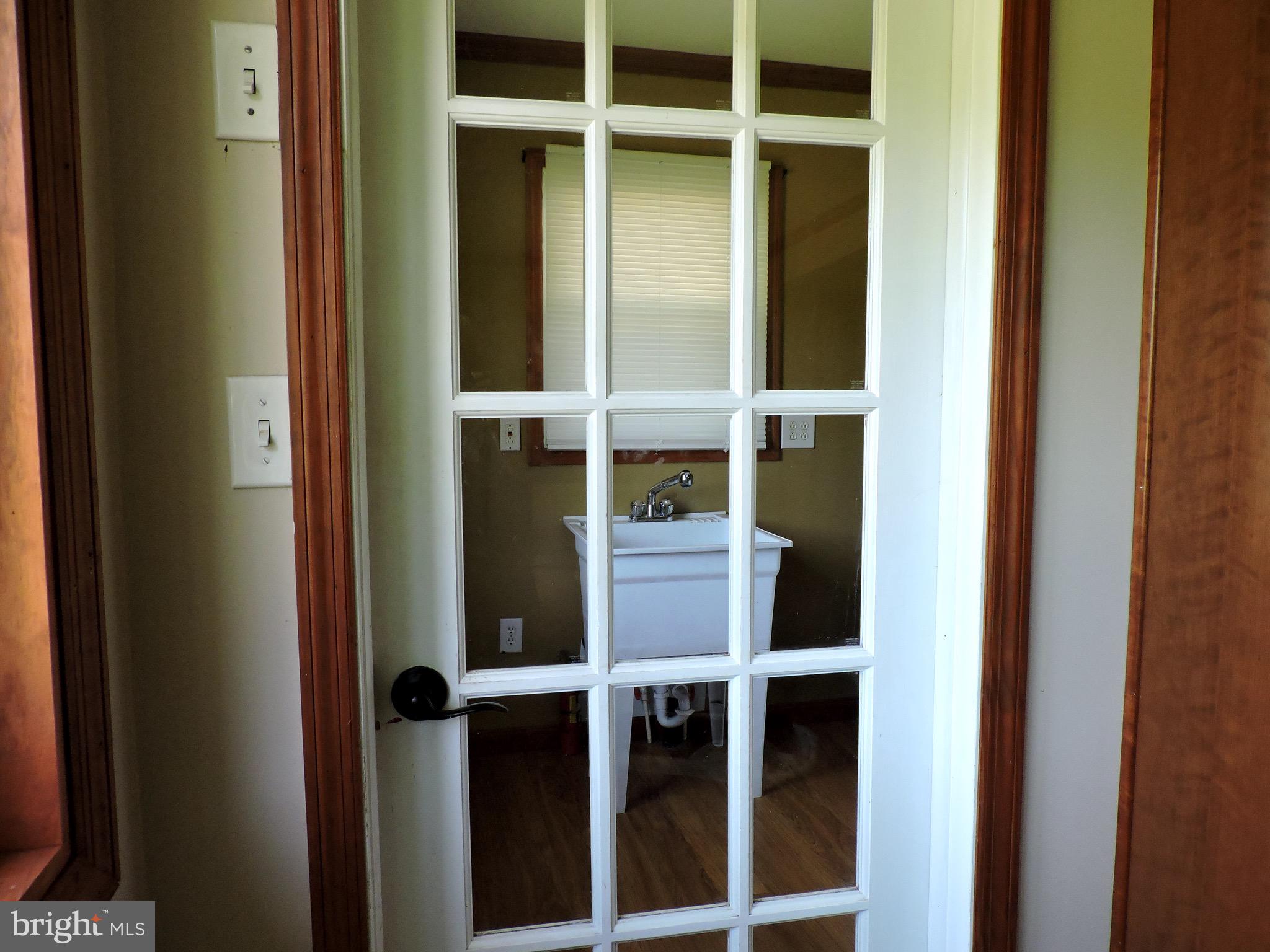 3961 Bryants Corner Road Hartly, DE 19953 - Photo 15 of 58 Laundry entrance