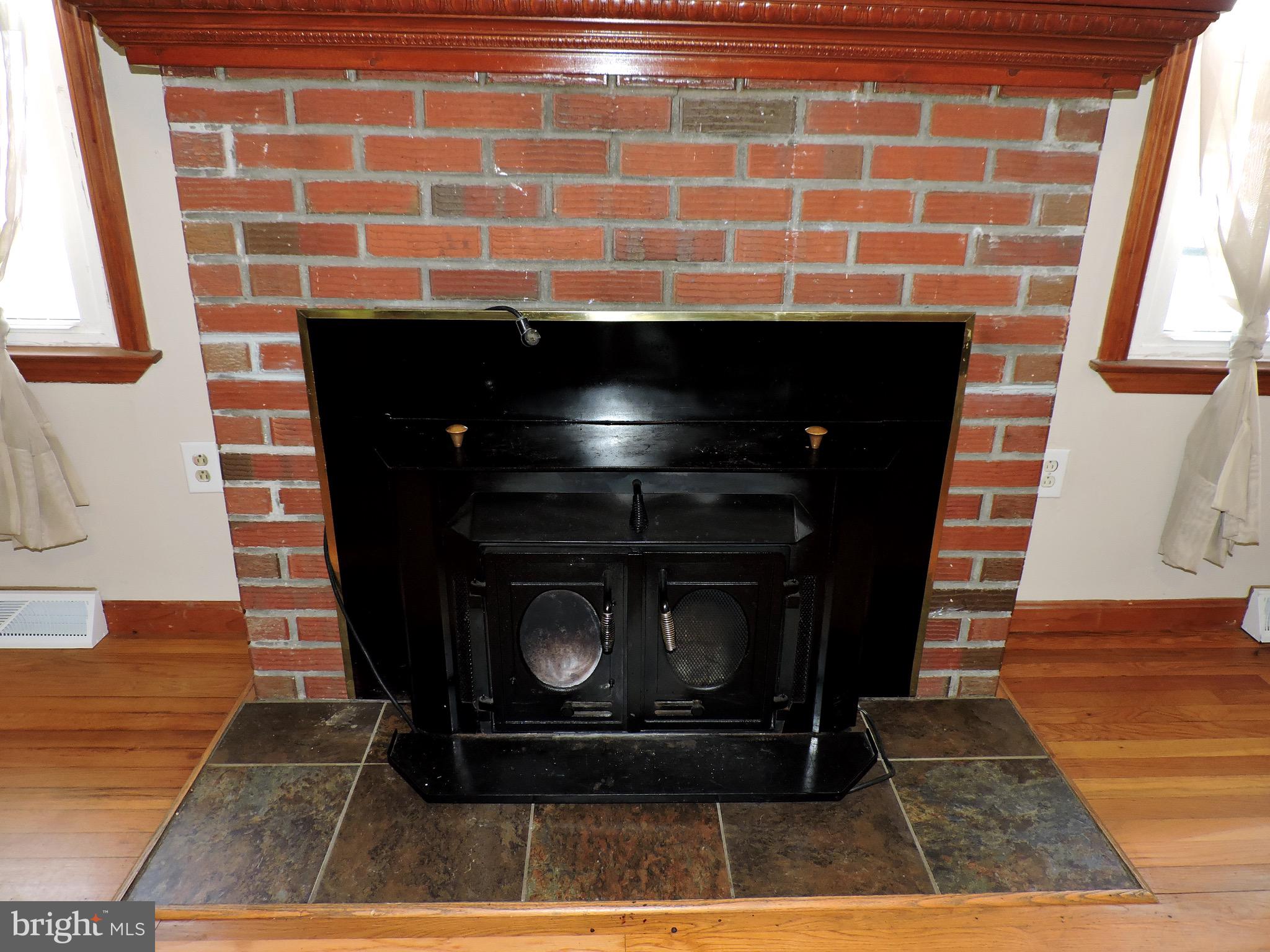 3961 Bryants Corner Road Hartly, DE 19953 - Photo 3 of 58 wood stove insert
