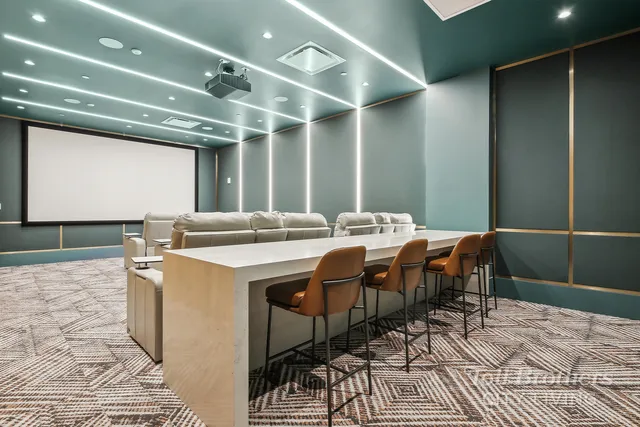 $1,420,000 | 218 West 103rd Street, Unit 10B | Upper West Side