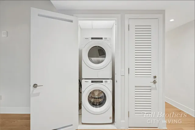 $1,420,000 | 218 West 103rd Street, Unit 10B | Upper West Side