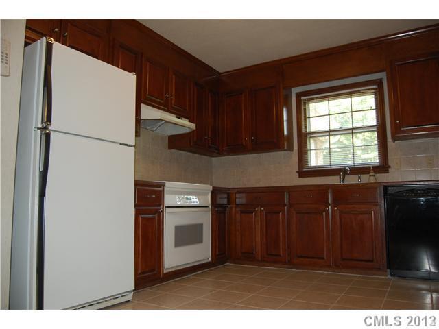 924 Coventry Road Kannapolis, NC 28081 - Photo 6 of 16 Gallery Image 6