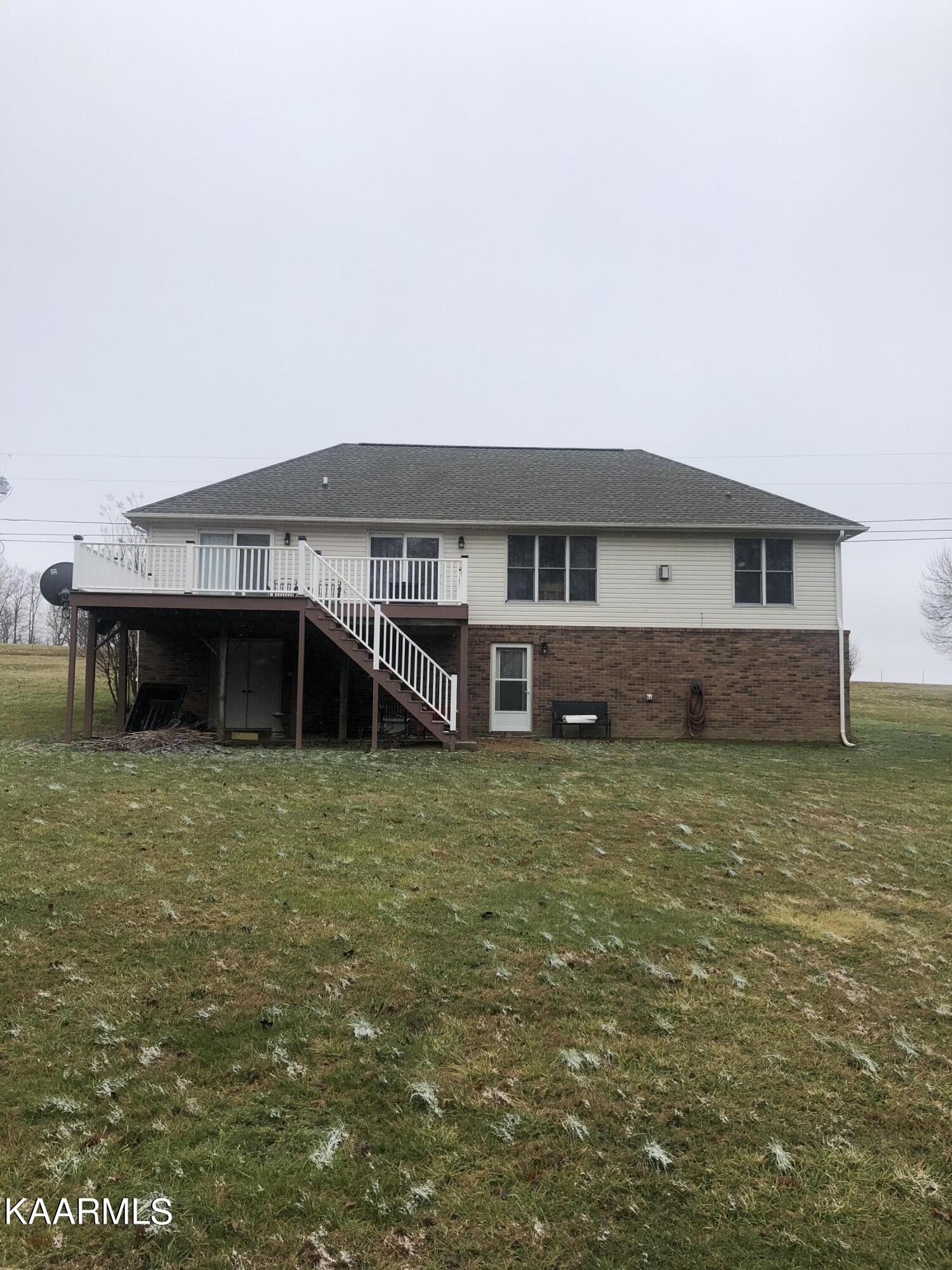 3430 Creston Road Crossville, TN 38571 - Photo 4 of 35 a house view with a garden space
