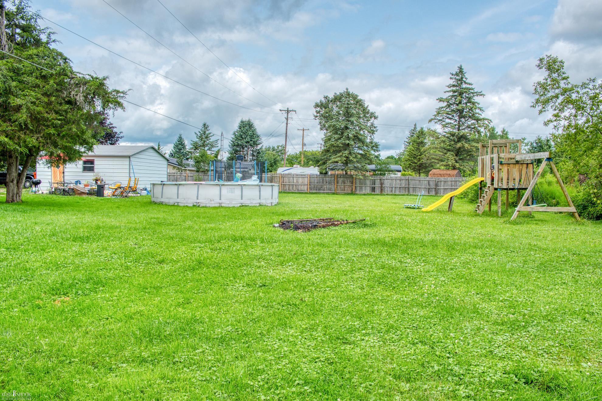 2105 South Delaney Road Owosso, MI 48867 - Photo 22 of 28 50149878-627e714b-c563-48a1-8262-3a8bc6fade41.JPG
