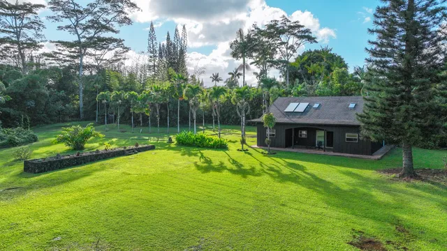 $3,895,000 | 4631 Kahiliholo Road, Kilauea, HI 96754