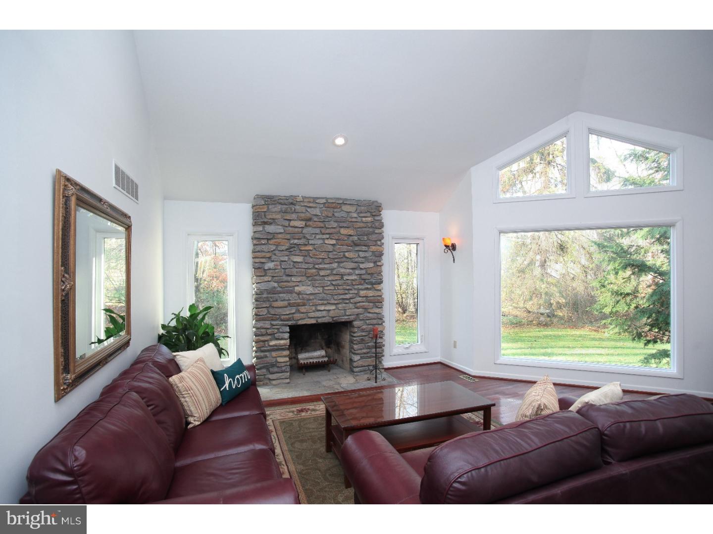 1019 Davis Road Lower Gwynedd, PA 19002 - Photo 3 of 25 Great Room