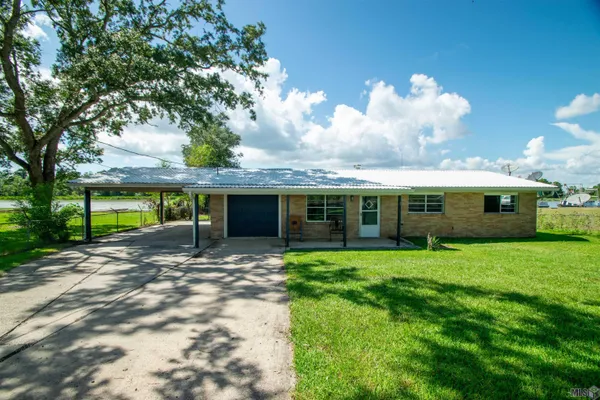 $229,900 | 4606 Highway 182, Patterson, LA 70392