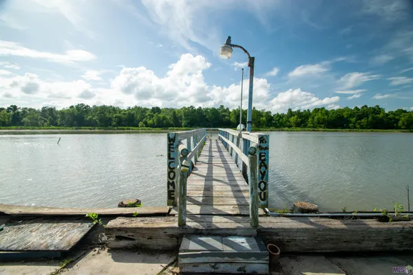 $229,900 | 4606 Highway 182, Patterson, LA 70392