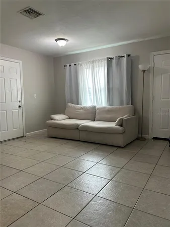 $2,100 | 3667 135th Avenue North, Largo, FL 33771