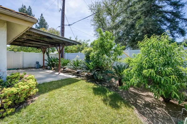 $285,000 | 2803 West Celeste Avenue, Unit 4, Fresno, CA 93711