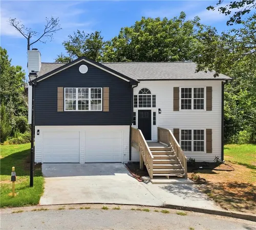 $299,000 | 2704 Field Spring Drive, Lithonia, GA 30058