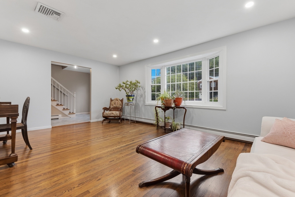 14 Fox Hill Road Framingham, MA 01701 - Photo 4 of 42 Gallery Image 4