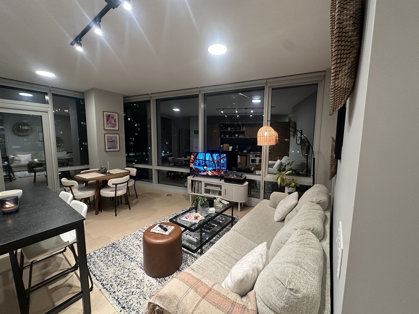 920 North Wells Street, Unit 612 Chicago, IL 60610 - Photo 3 of 14 a living room with furniture and a large window