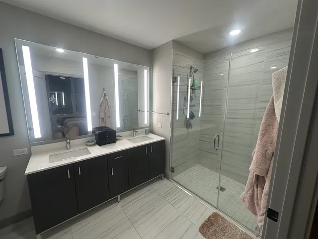 $4,000 | 920 North Wells Street, Unit 612, Chicago, IL 60610