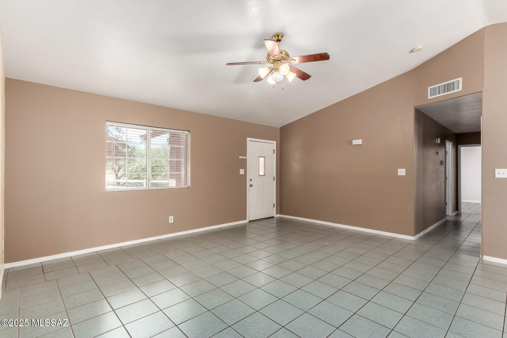 1065 Pelo Court Rio Rico, AZ 85648 - Photo 12 of 36