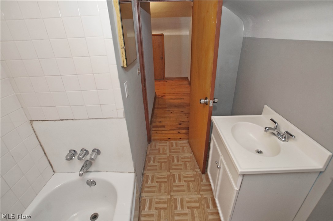 1675 Wood Road Cleveland Heights, OH 44121 - Photo 21 of 32