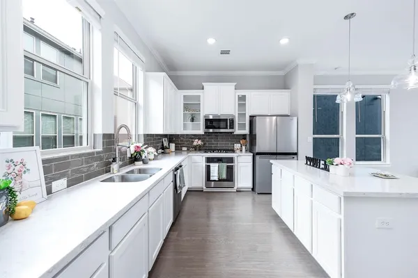 $2,650 | 2022 Groveland Glen Drive, Houston, TX 77051