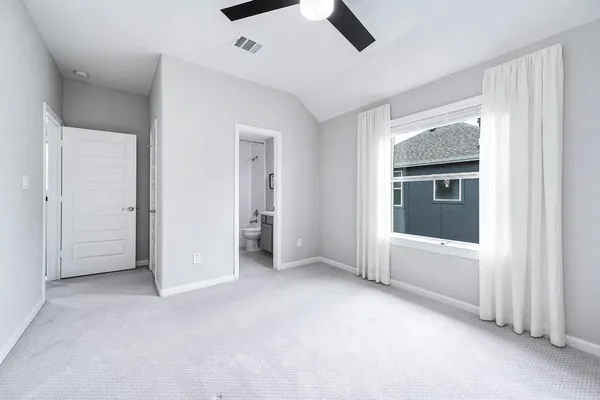 $2,650 | 2022 Groveland Glen Drive, Houston, TX 77051