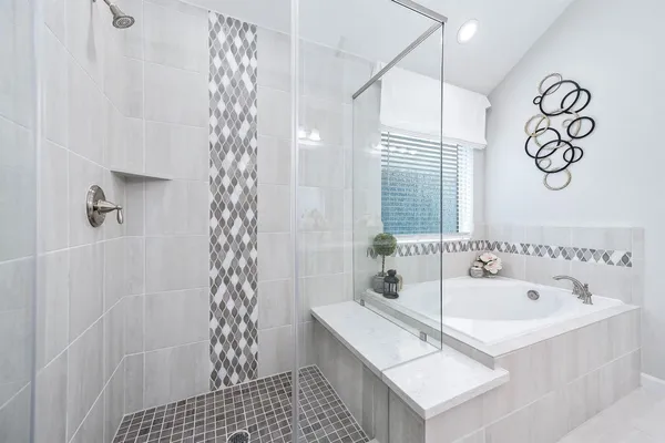 $2,650 | 2022 Groveland Glen Drive, Houston, TX 77051