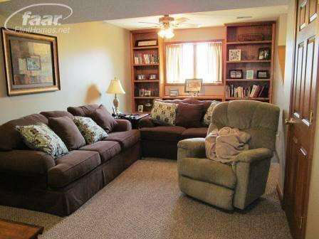 2233 North Irish Road Davison, MI 48423 - Photo 17 of 27 20397972-16.JPG