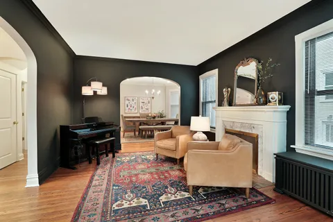 $1,575,000 | 833 Lincoln Street, Evanston, IL 60201