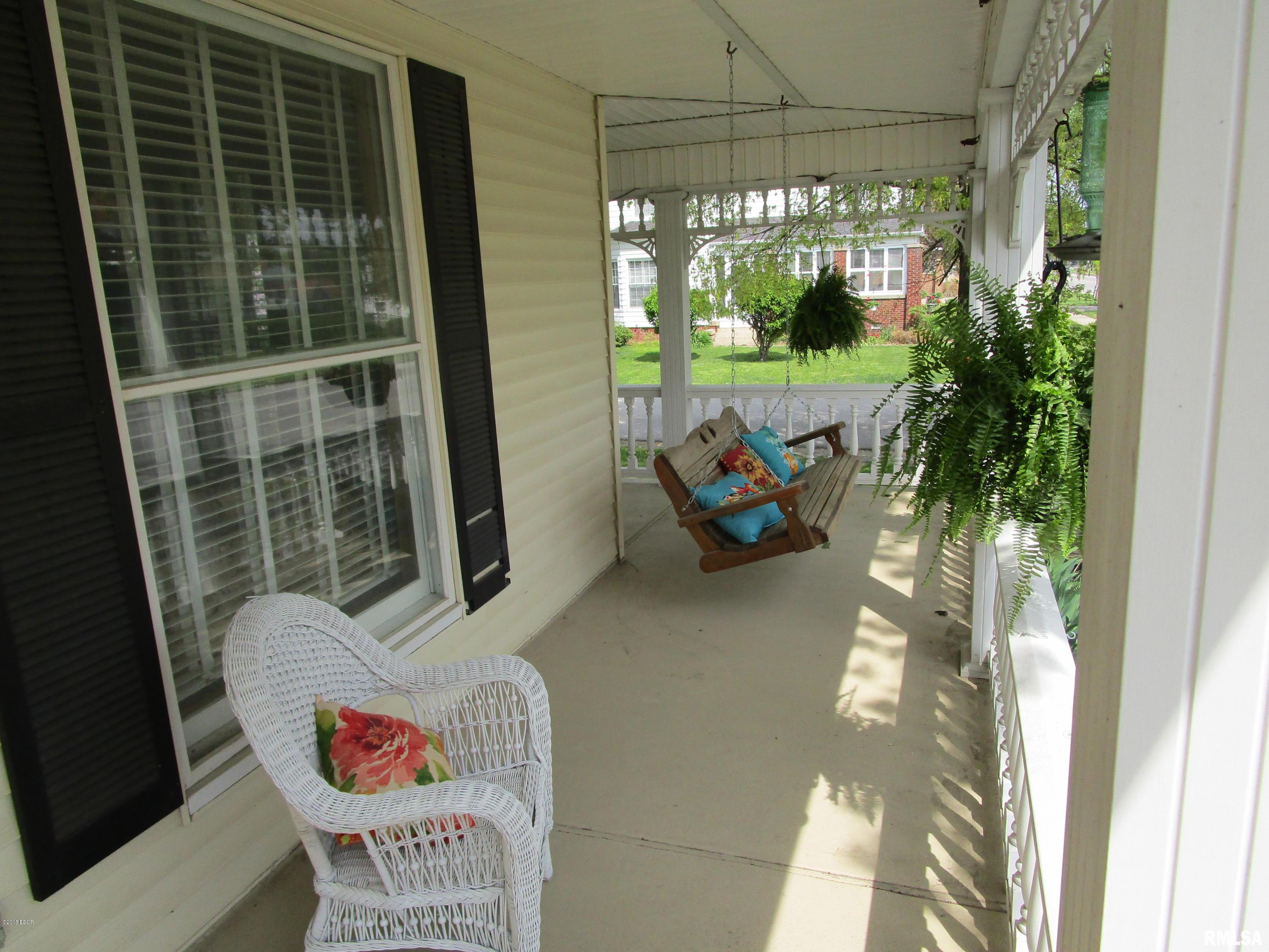 623 North Main Street Flora, IL 62839 - Photo 16 of 50 Gallery Image 16