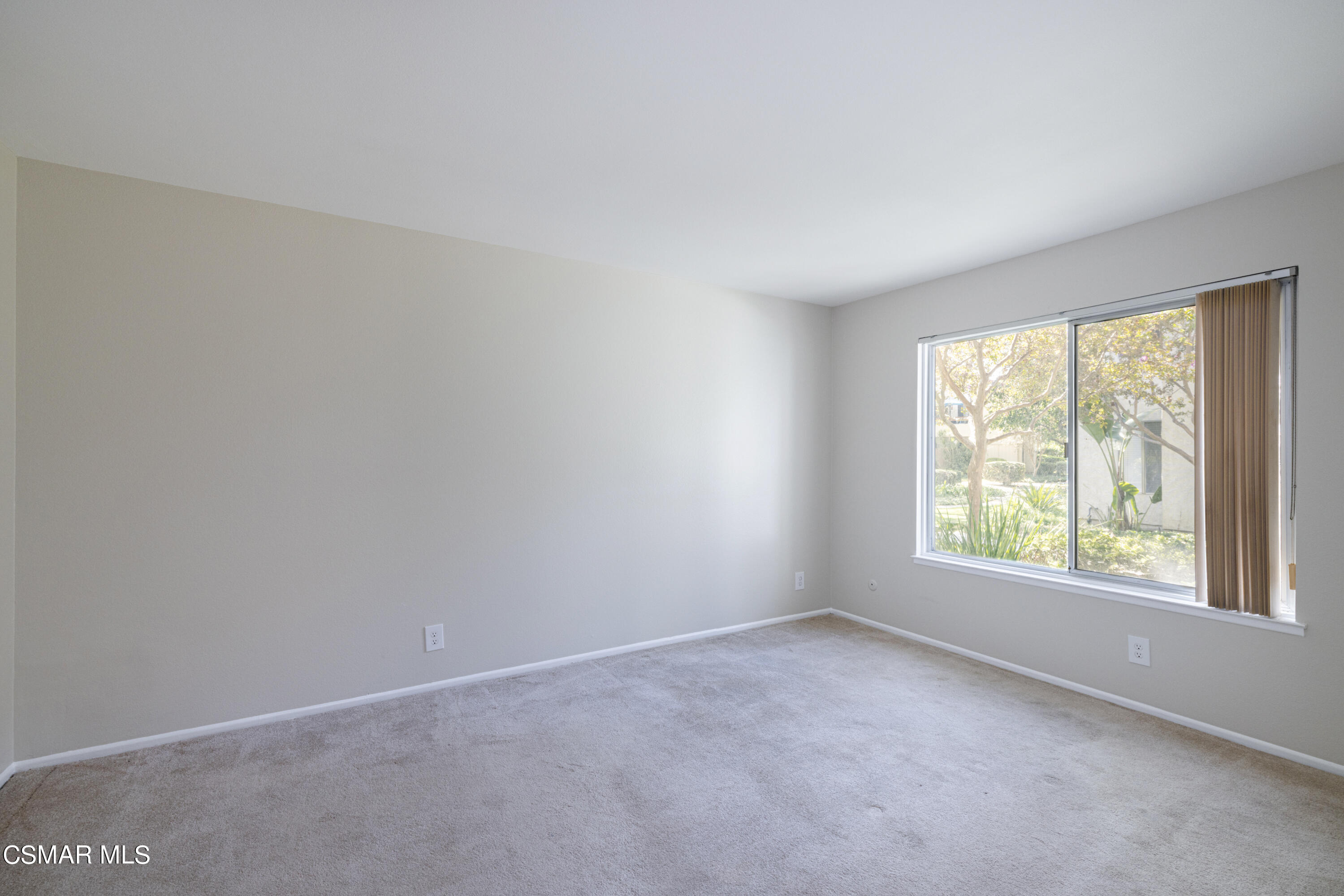 1718 Sinaloa Road, Unit 120 Simi Valley, CA 93065 - Photo 17 of 34 Sinaloa15