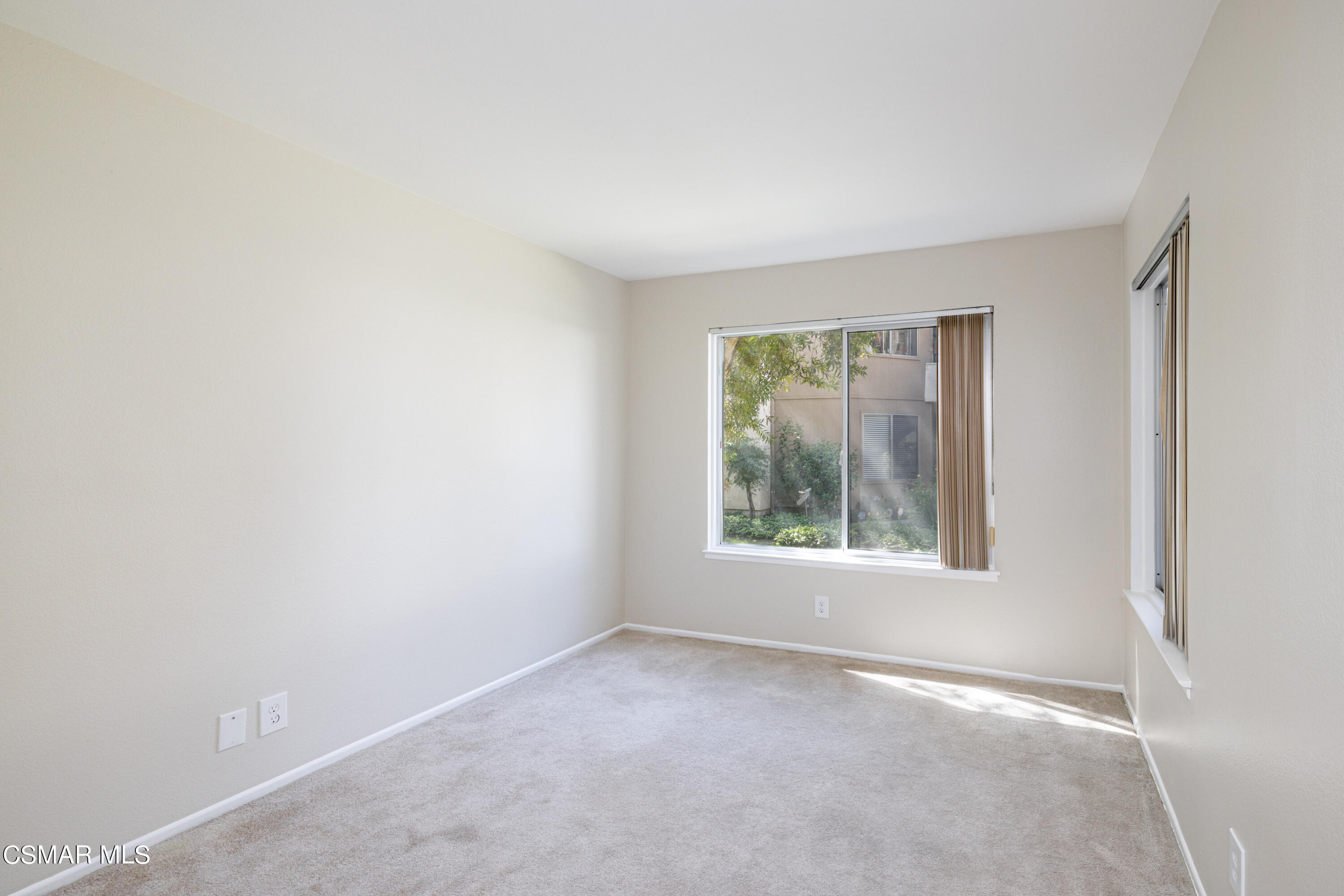 1718 Sinaloa Road, Unit 120 Simi Valley, CA 93065 - Photo 20 of 34 Sinaloa19