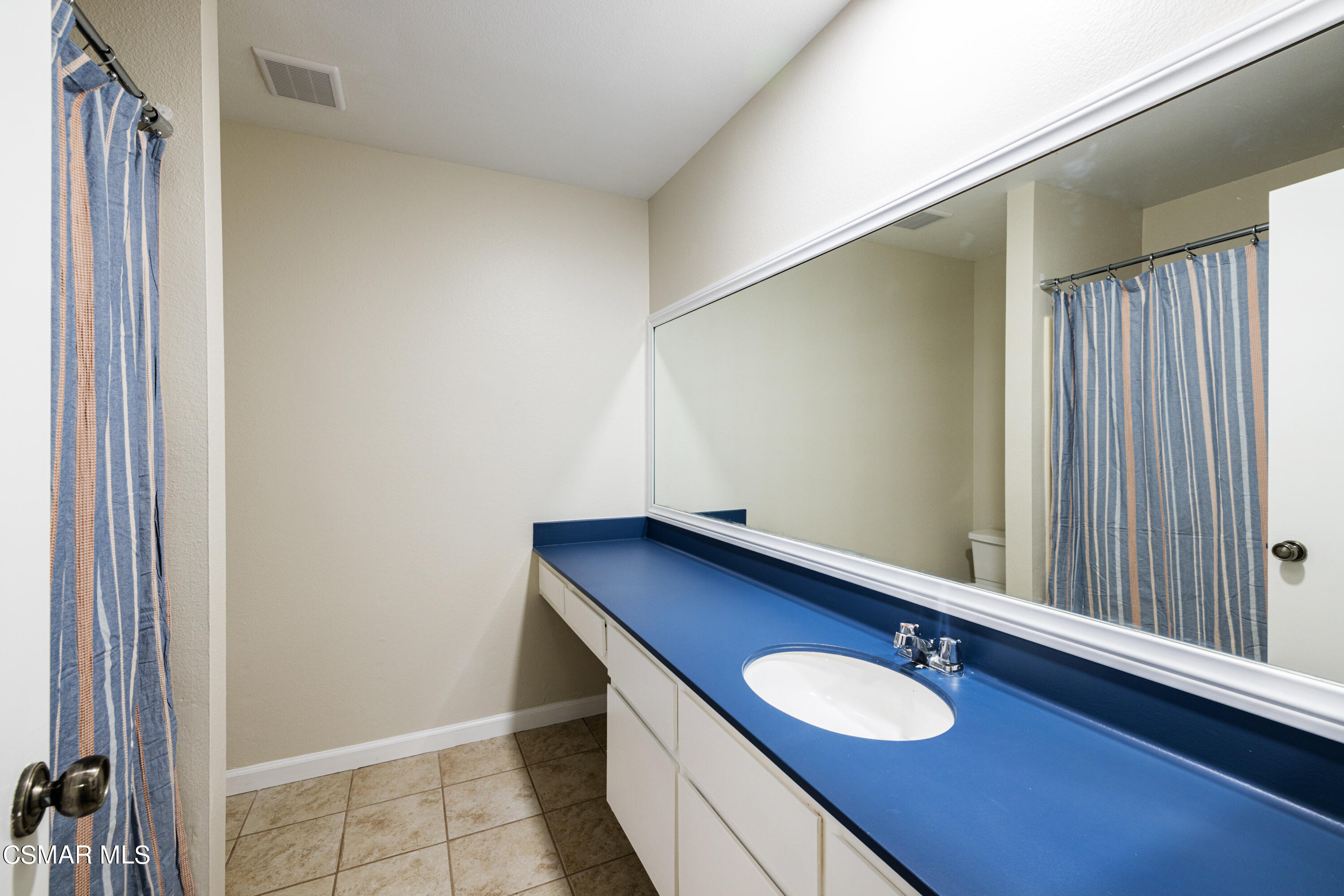 1718 Sinaloa Road, Unit 120 Simi Valley, CA 93065 - Photo 21 of 34 Sinaloa22