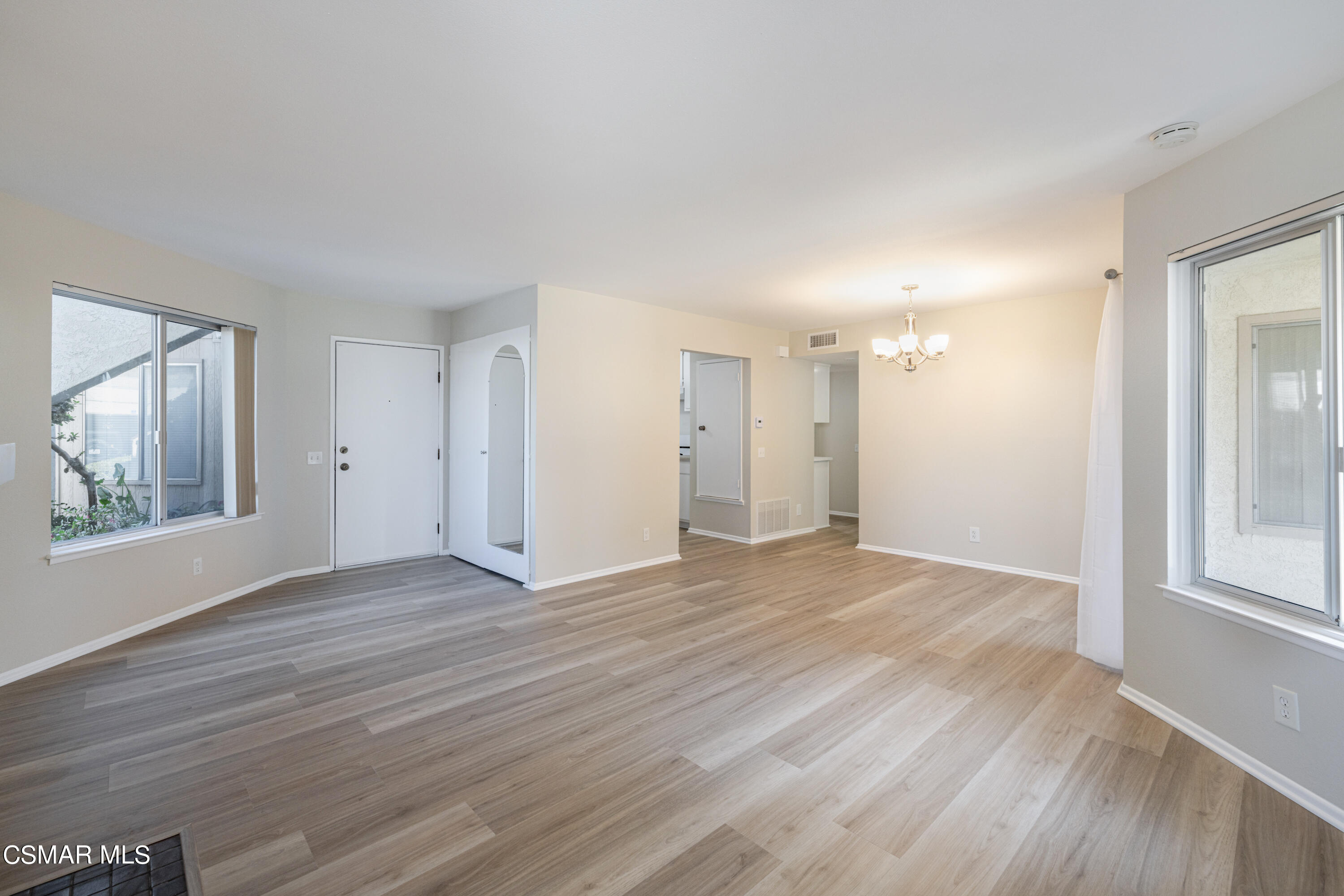 1718 Sinaloa Road, Unit 120 Simi Valley, CA 93065 - Photo 9 of 34 Sinaloa8