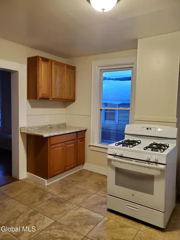 $239,900 | 411 5th Avenue, Troy, NY 12182