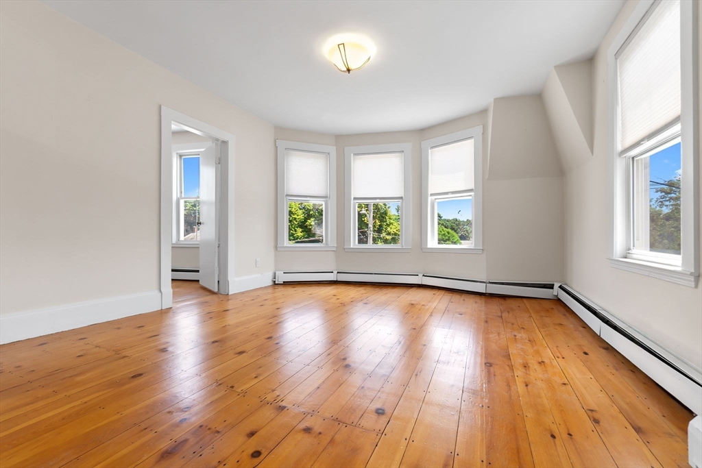 730 Hale Street, Unit 3L Beverly, MA 01915 - Photo 2 of 13