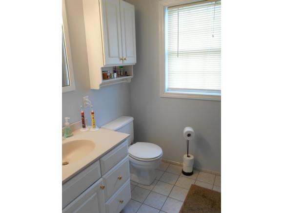 1 L Lawrence Road, Unit L Derry, NH 03038 - Photo 16 of 25