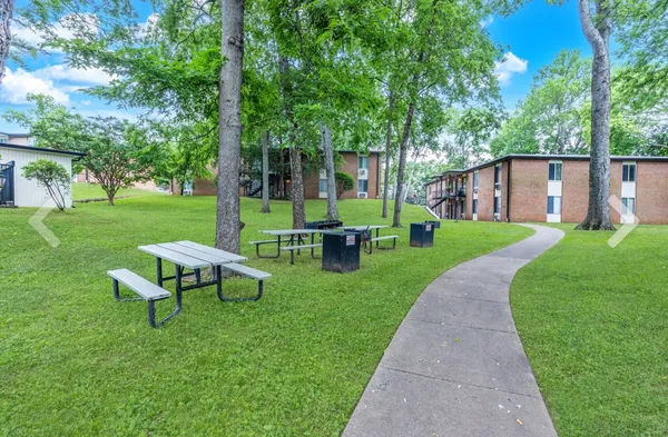 $1,200 | 2601 Hillsboro Pike, Unit I3, Nashville, TN 37212