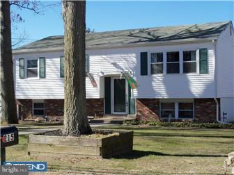 215 Cedarbrook Road Sicklerville, NJ 08081 - Photo 1 of 12 Exterior Front