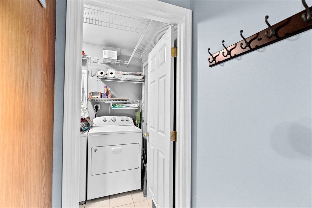 973 Point Road Marion, MA 02738 - Photo 13 of 33 a utility room with dryer and washer