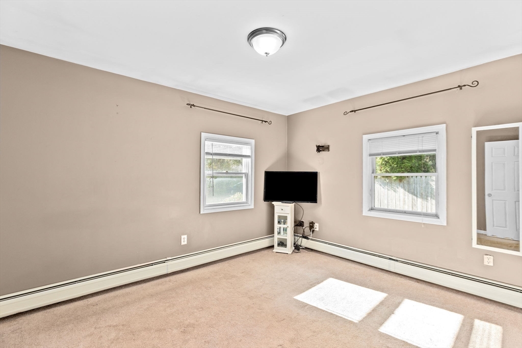 973 Point Road Marion, MA 02738 - Photo 17 of 33 a workspace with a window