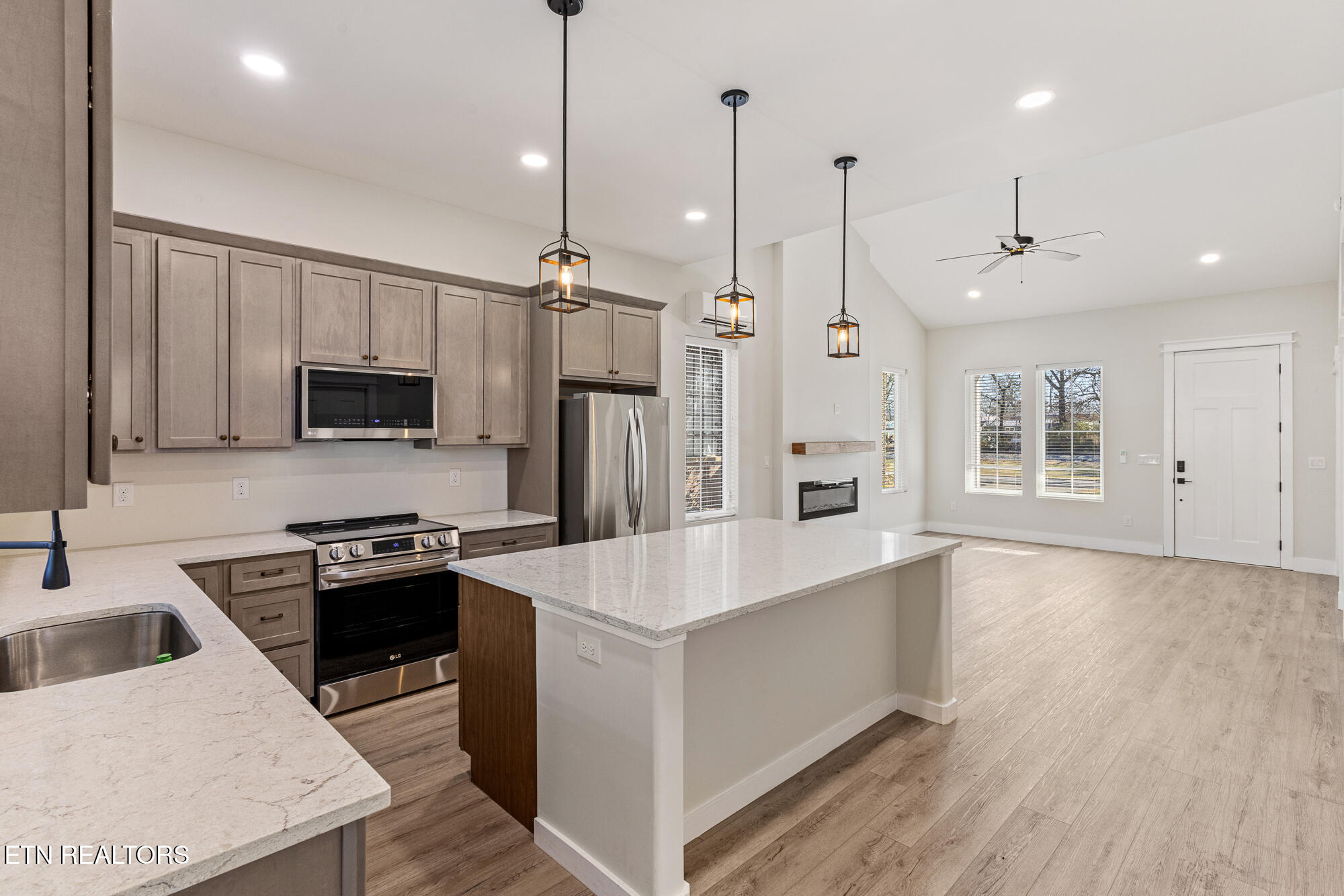 103 Main Street Englewood, TN 37329 - Photo 6 of 28 103 Main st-5