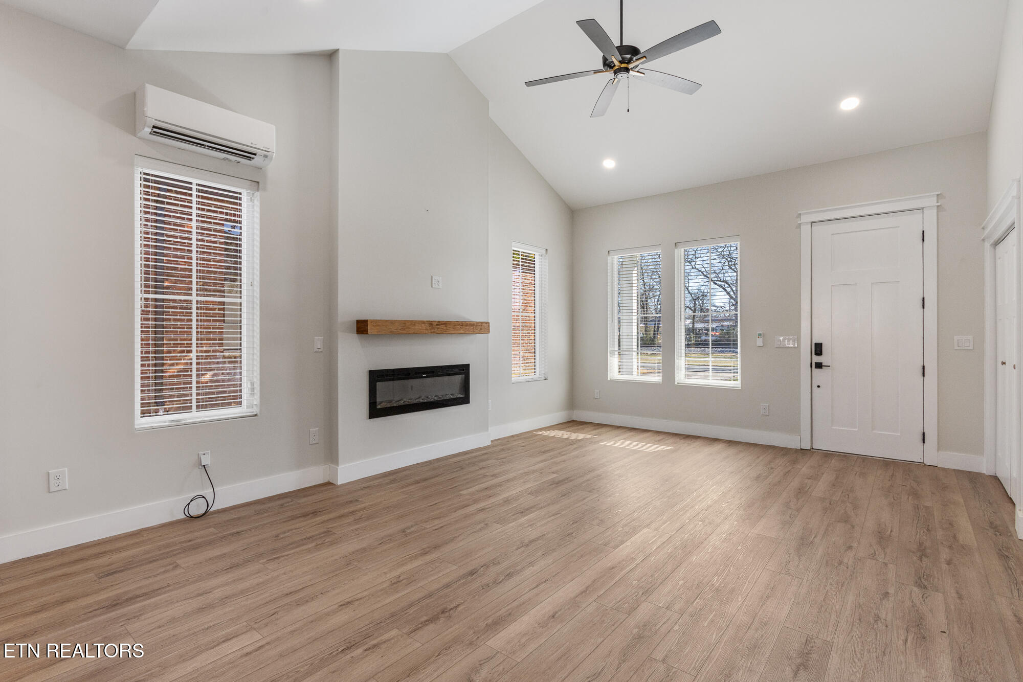 103 Main Street Englewood, TN 37329 - Photo 7 of 28 103 Main st-2