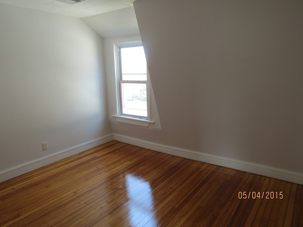 1014 New Boston Road Fall River, MA 02720 - Photo 11 of 15 Gallery Image 11