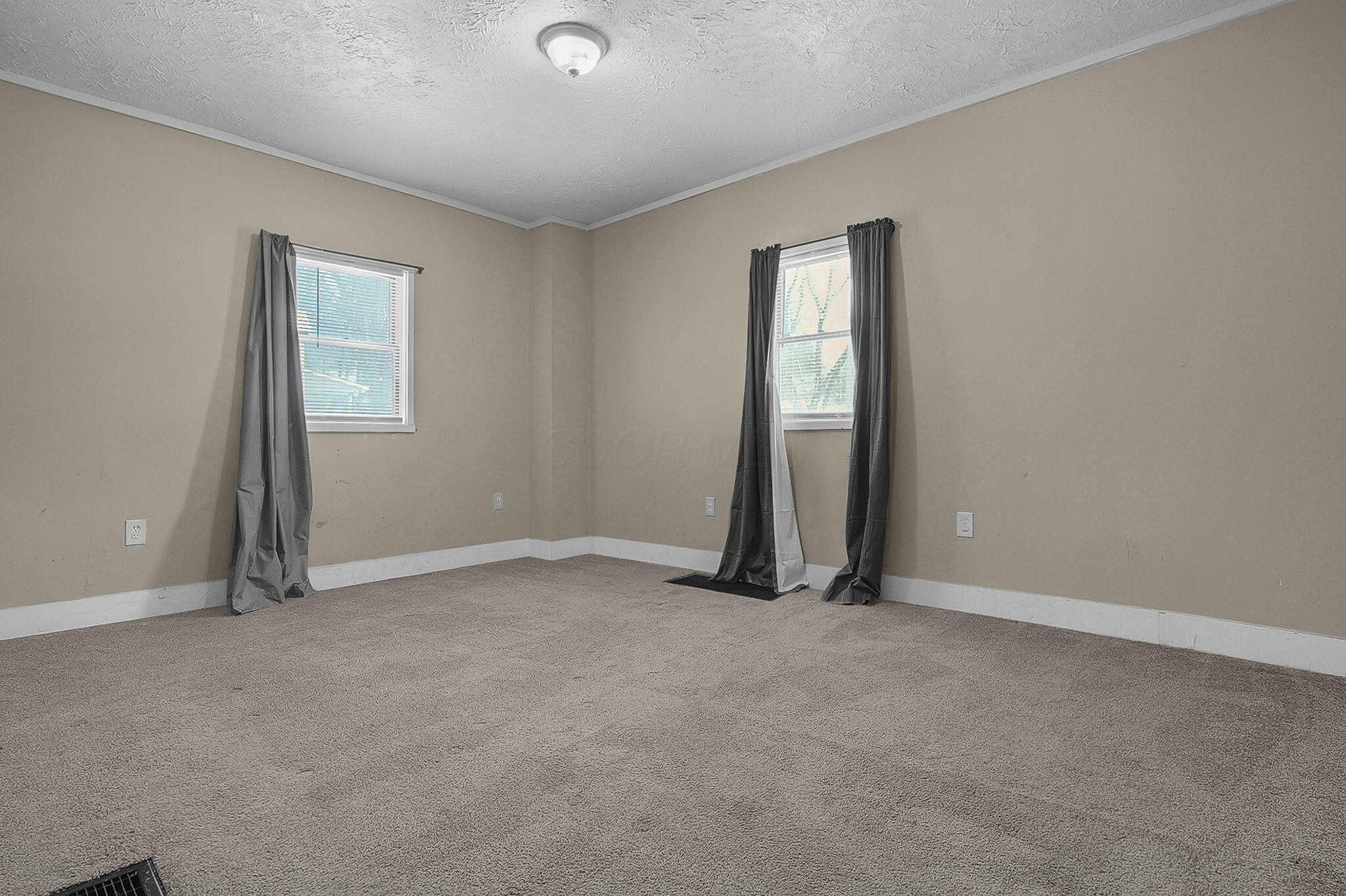 301 Locust Street Mount Vernon, OH 43050 - Photo 9 of 45