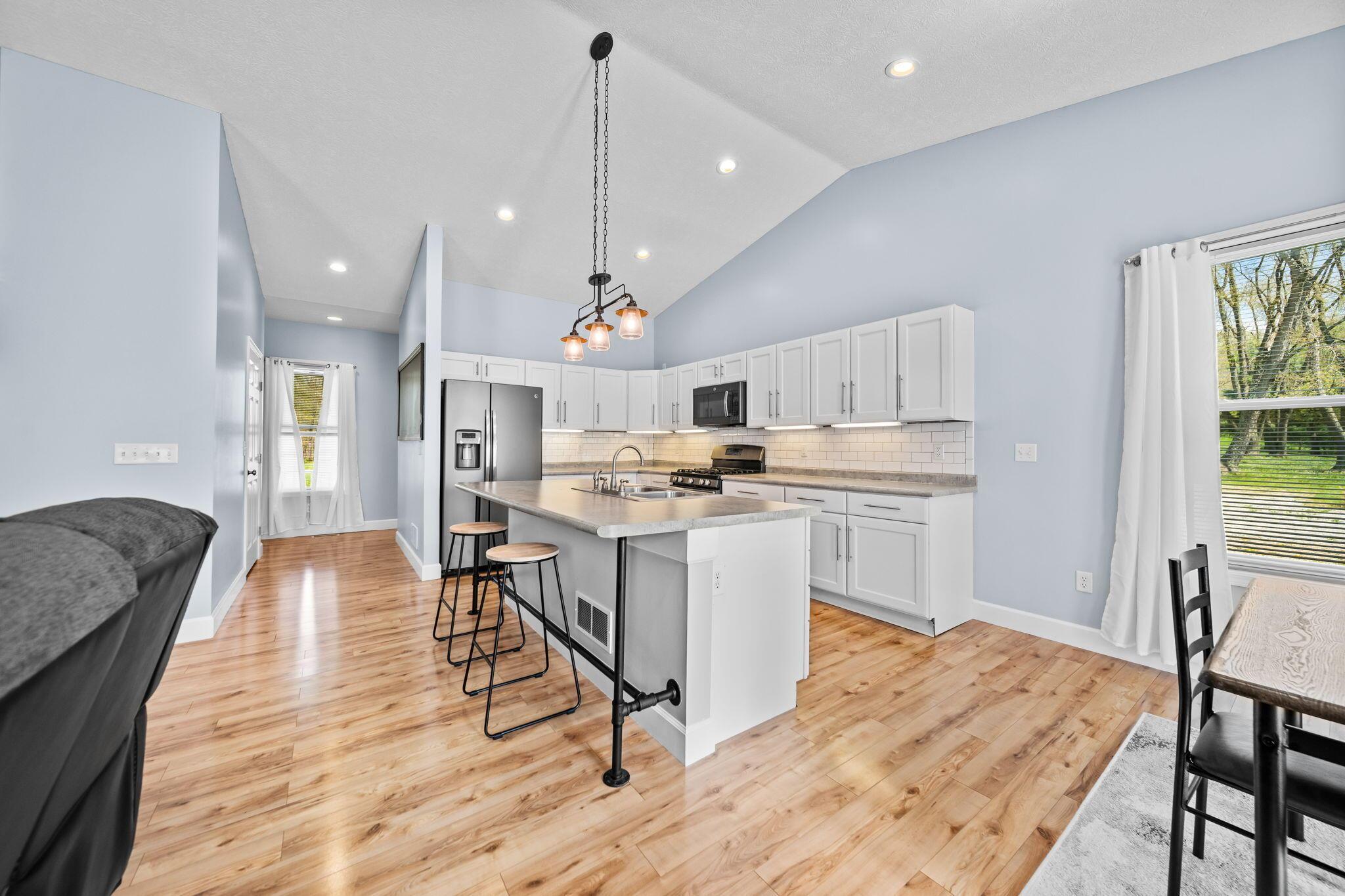 14700 Indian Hills Road Mount Vernon, OH 43050 - Photo 15 of 72 13-web-or-mls-A7409044-2