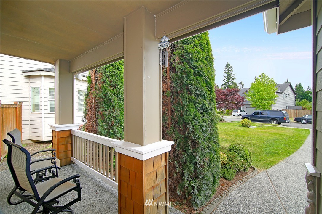 4619 152nd Place Southeast Bothell, WA 98012 - Photo 2 of 23