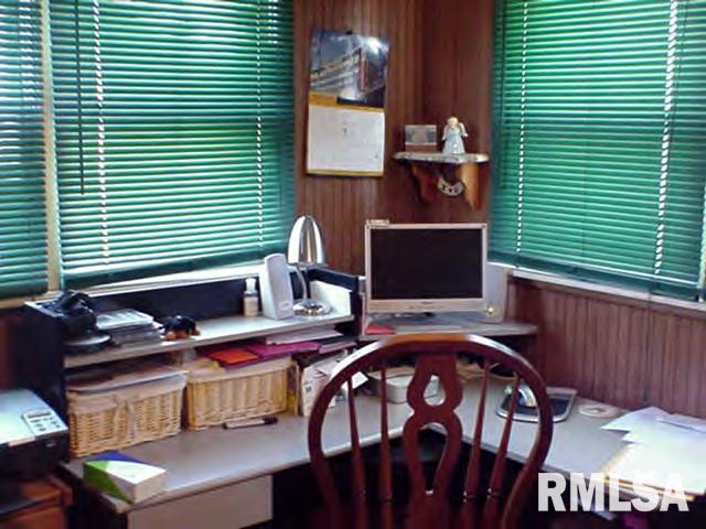 1433 Maple Street Quincy, IL 62301 - Photo 6 of 6 Gallery Image 6